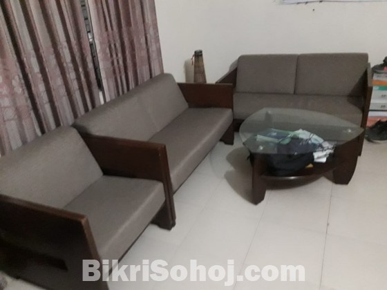 HATIL Sofa